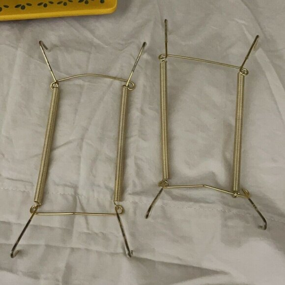 Baja Collection Round & Square Floral Plate Set (2) - Picture 10 of 12